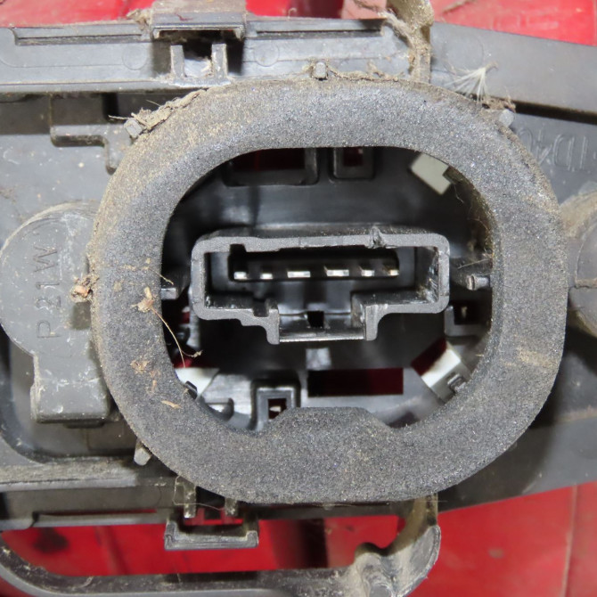 Feu arrière droit occasion CITROEN C2 Phase 1 09-2003->10-2008 1.4i 6351Y0 3