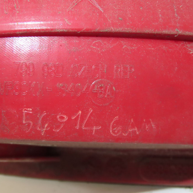 Feu arrière droit occasion CITROEN C2 Phase 1 09-2003->10-2008 1.4i 6351Y0 4