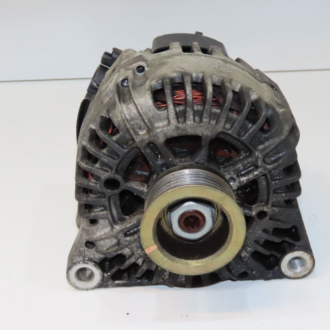 Alternateur occasion PEUGEOT 206 Phase 2 02-2003->02-2009 1.4 HDI 70ch 5705NE 2