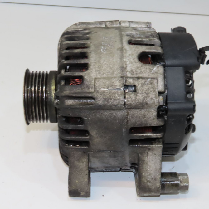 Alternateur occasion PEUGEOT 206 Phase 2 02-2003->02-2009 1.4 HDI 70ch 5705NE 3