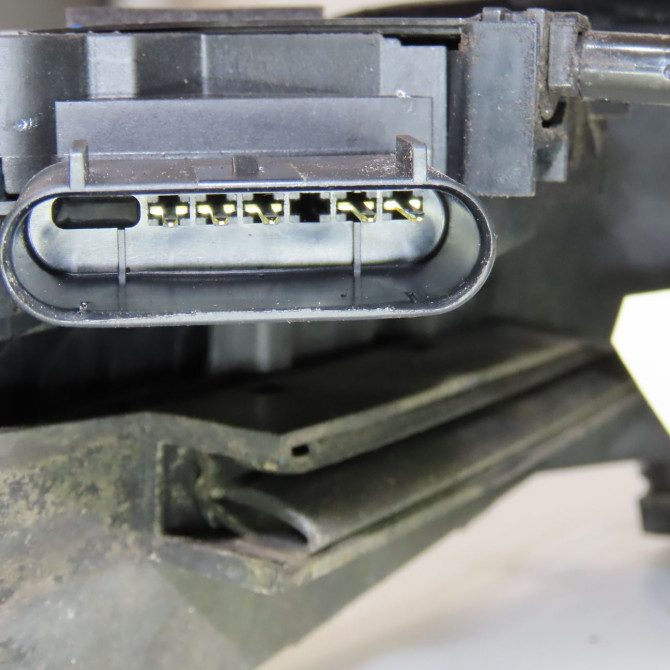 Serrure porte avg occasion FORD CMAX II Phase 1 09-2010->09-2015 1.6 TDCI 115ch 2049023 5