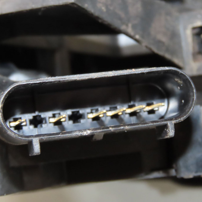 Serrure porte ard occasion FORD CMAX II Phase 1 09-2010->09-2015 1.6 TDCI 115ch 2095156 5