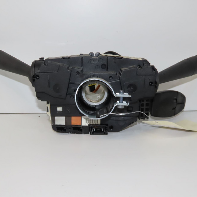 Bloc commodos occasion PEUGEOT 208 208 Phase 1 2012-03-01->2015-09-30 1.2 VTI 82ch 98081767ZD 2