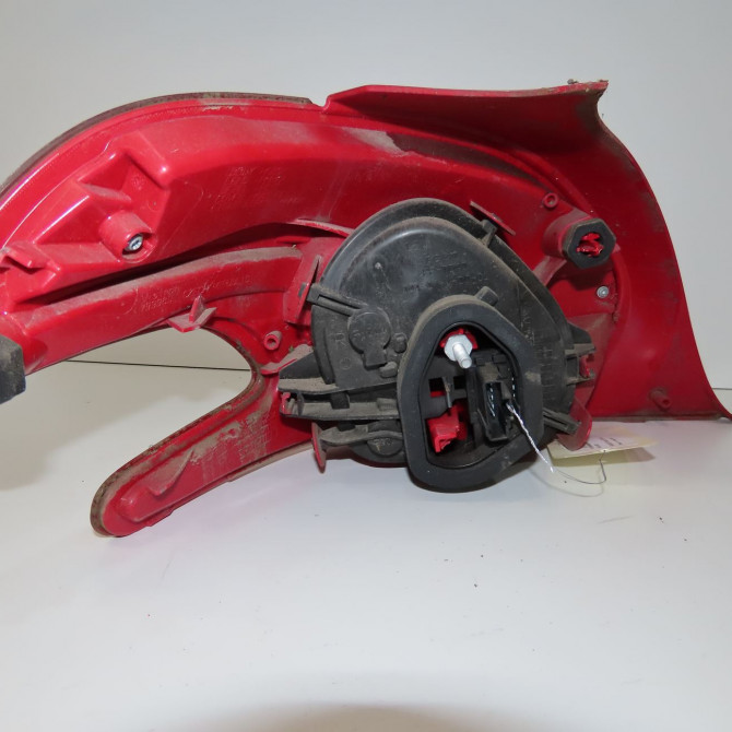 Feu arrière droit occasion PEUGEOT 208 208 Phase 1 2012-03-01->2015-09-30 1.2 VTI 82ch 9672628380 2