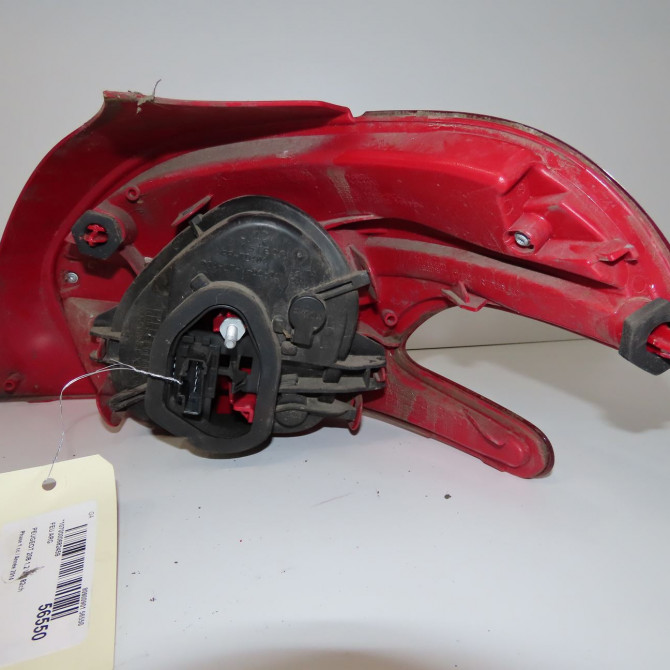 Feu arrière gauche occasion PEUGEOT 208 208 Phase 1 2012-03-01->2015-09-30 1.2 VTI 82ch 9672628280 2