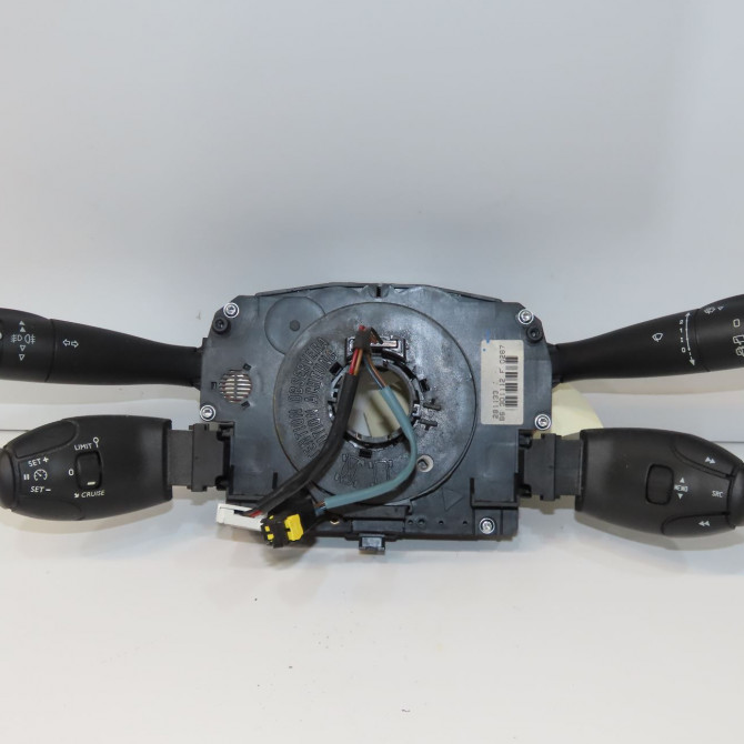 Bloc commodos occasion PEUGEOT 207 Phase 1 04-2006->06-2013 1.4i 75ch 6242YP 1