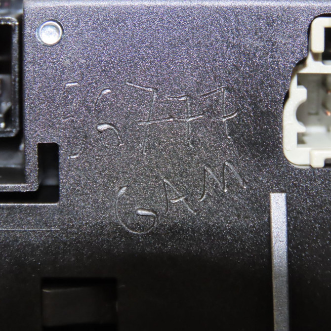 Bloc commodos occasion PEUGEOT 207 Phase 1 04-2006->06-2013 1.4i 75ch 6242YP 6