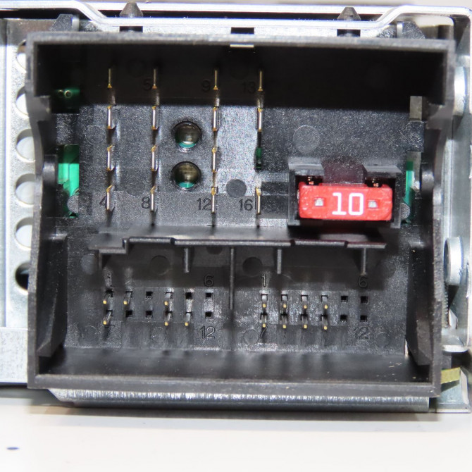 Autoradio occasion PEUGEOT 207 Phase 1 04-2006->06-2013 1.4i 75ch 16106920XT 3