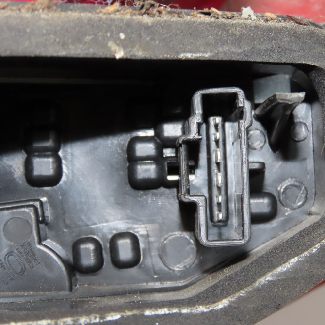 Feu arrière droit occasion PEUGEOT 207 Phase 1 04-2006->06-2013 1.4i 75ch 6351HQ 3