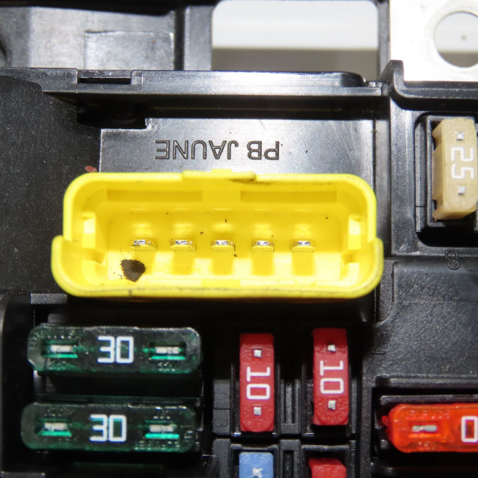 occasion PEUGEOT 207 Phase 1 04-2006->06-2013 1.4i 75ch 5