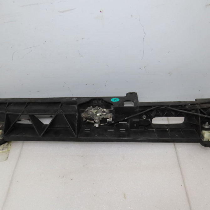 Traverse supérieure armature avant occasion DS DS7 9824055880 1