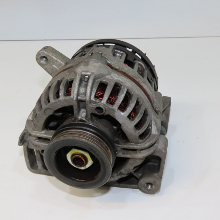 Alternateur occasion RENAULT TWINGO II Phase 2 12-2011->12-2014 1.2i 16v 75ch 8200519296