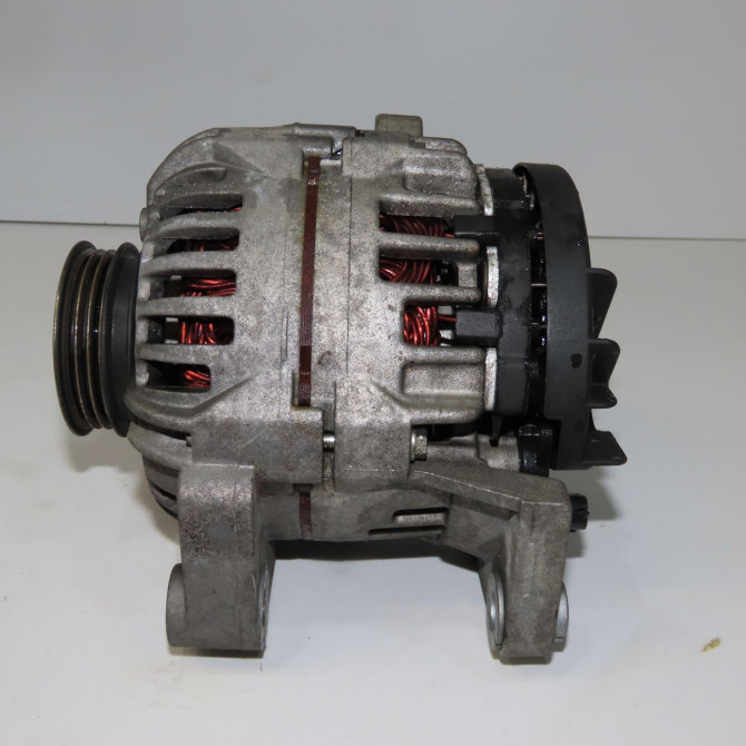 Alternateur occasion RENAULT TWINGO II Phase 2 12-2011->12-2014 1.2i 16v 75ch 8200519296 3