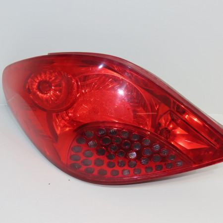 Feu arrière gauche occasion PEUGEOT 207 Phase 1 04-2006->06-2013 1.6 HDI 16v 90ch 6350Y7