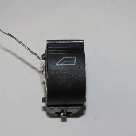 Commande lève-glace porte avant droite occasion FORD CMAX II Phase 1 09-2010->09-2015 1.6 TDCI 115ch 1850432