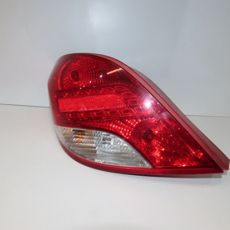 Feu arrière gauche occasion PEUGEOT 207 Phase 1 04-2006->06-2013 1.6 HDI 16v 90ch 6350Y7
