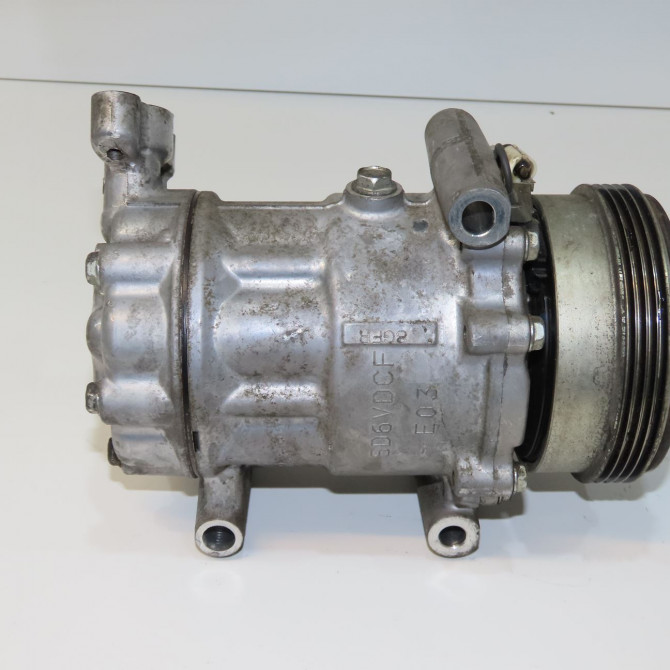 Compresseur air conditionne occasion RENAULT CLIO CAMPUS II Phase 2 07-2009->12-2012 1.2i 16v 75ch 8200840770 3