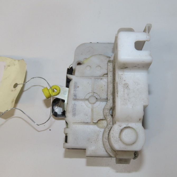 Serrure porte ard occasion FIAT PANDA II Phase 1 09-2003->12-2012 1.1i 51917892 2