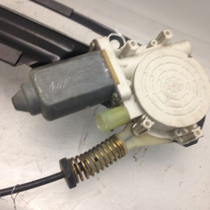 Mecanisme+moteur leve-glace arg occasion B.M.W. SERIE 5 IV Phase 2 07-2000->07-2003 530d 51358252429 2