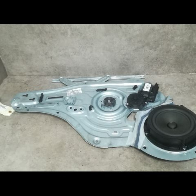 Mecanisme+moteur leve-glace avg occasion KIA SPORTAGE III Phase 1 09-2010->... 1.7 CRDI 115ch 1