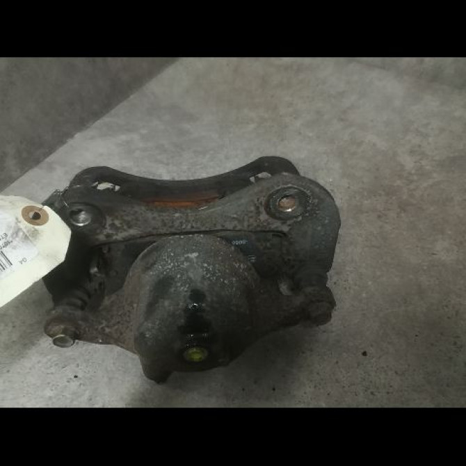 Etrier de frein avant droit occasion KIA SPORTAGE III Phase 1 09-2010->... 1.7 CRDI 115ch 2