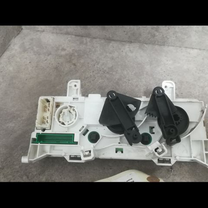 Commande de chauffage occasion RENAULT CLIO CAMPUS II Phase 1 07-2006->07-2009 1.5 DCI 65ch 2