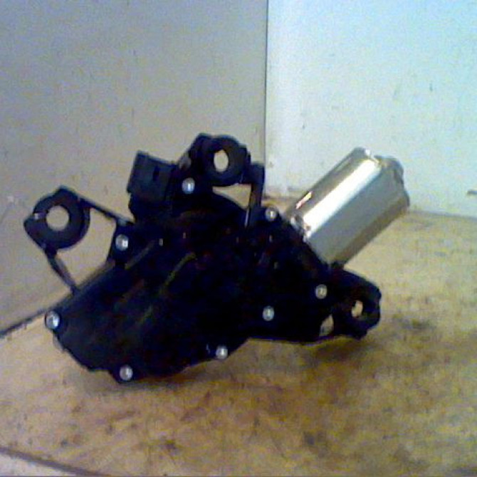 Moteur essuie-glace arrière occasion RENAULT MEGANE II Phase 1 09-2003->12-2005 1.5 DCI 105ch 8200080900 1