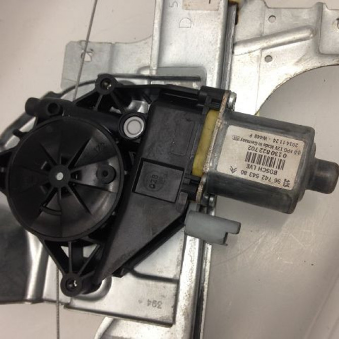 Mecanisme + moteur lève-glace avant droit occasion PEUGEOT 208 Phase 2 04-2015->... 9673154380 2