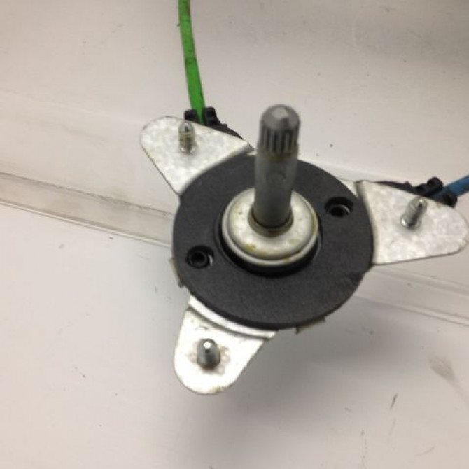 Mecanisme leve-glace arrière gauche occasion PEUGEOT 208 Phase 2 04-2015->... 9673153980 2