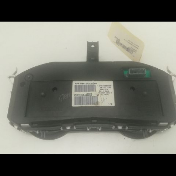 Compteur occasion RENAULT MEGANE II Phase 2 01-2006->06-2009 1.6i 16v 110ch 8200793126 2