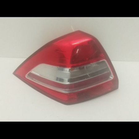Feu arrière gauche occasion RENAULT MEGANE II Phase 2 01-2006->06-2009 1.6i 16v 110ch 8200417345