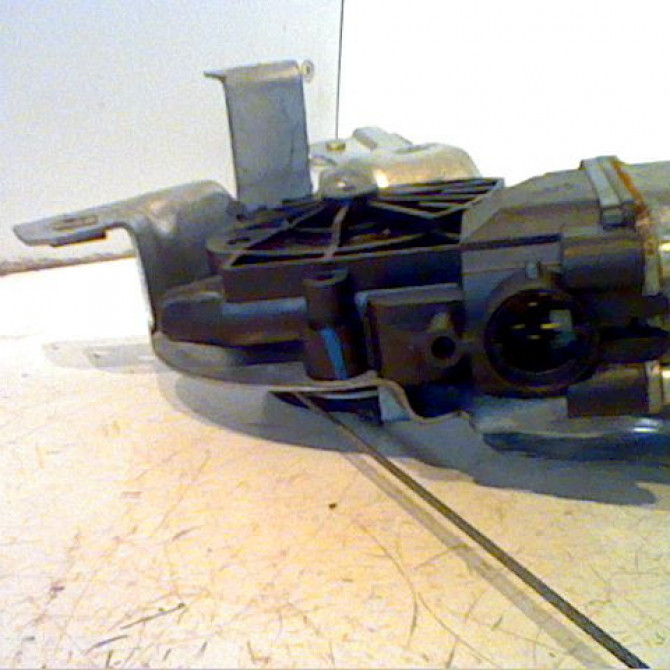 Mecanisme + moteur lève-glace avant droit occasion RENAULT SCENIC II Phase 1 03-2004->09-2006 1.5 DCI 100ch 8200646840 3