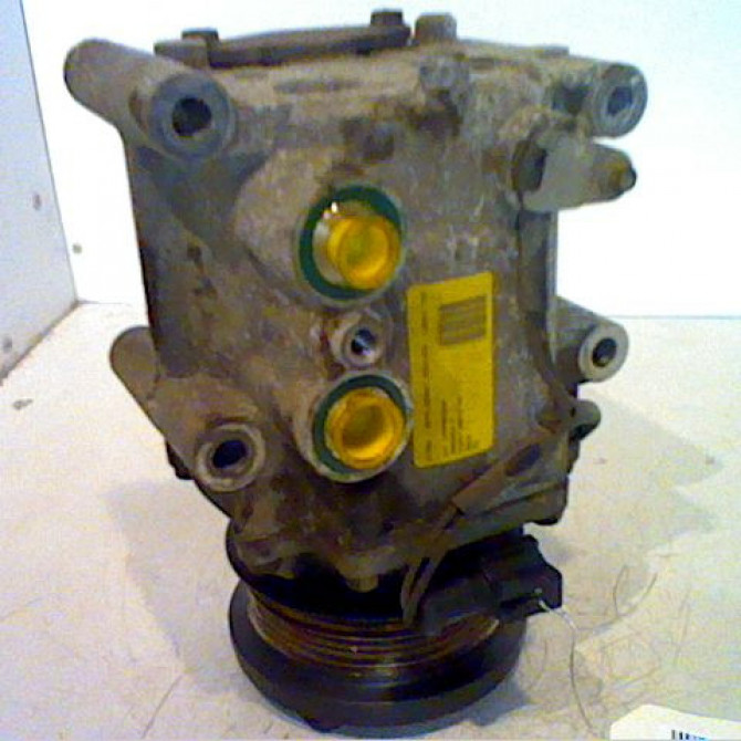 Compresseur air conditionne occasion FORD FUSION Phase 1 09-2002->10-2005 1.6i 4588121 1