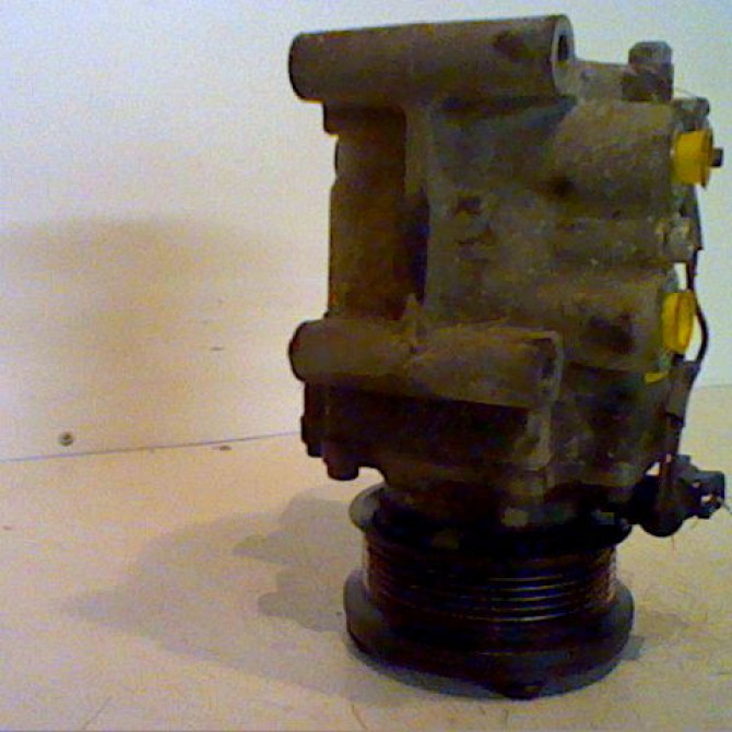 Compresseur air conditionne occasion FORD FUSION Phase 1 09-2002->10-2005 1.6i 4588121 3