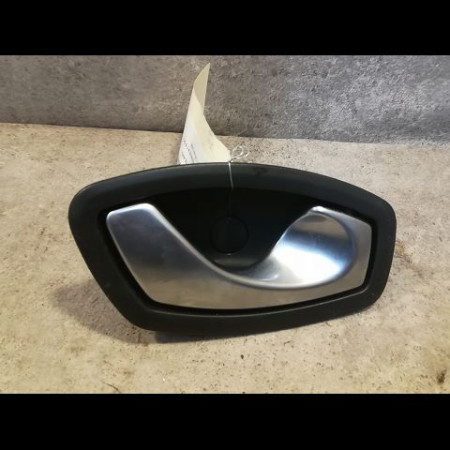 Poignee int porte avd occasion RENAULT MEGANE III Phase 1 11-2008->01-2012 1.5 DCI 85ch 826720001R