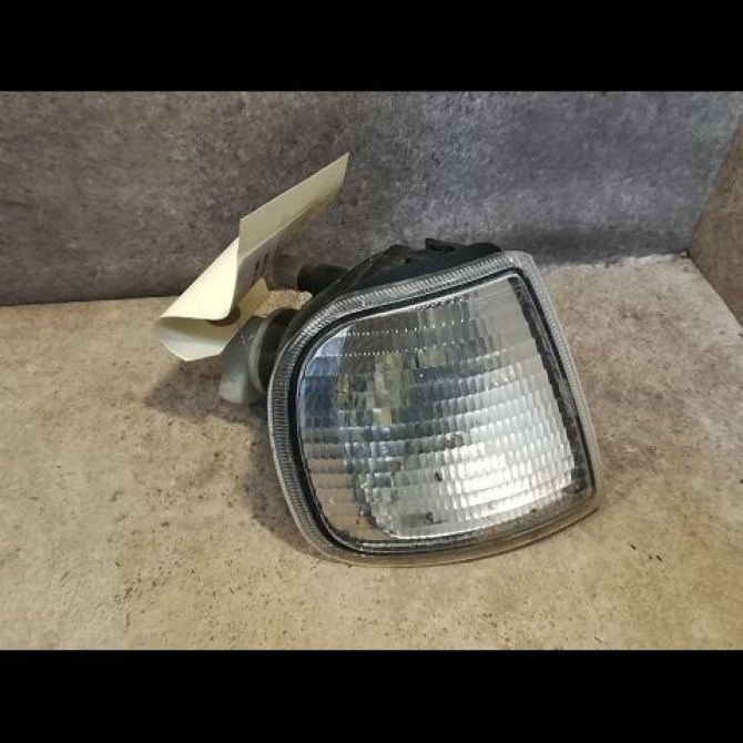 Clignotant droit occasion SEAT CORDOBA I Phase 1 12-1993->09-1999 1
