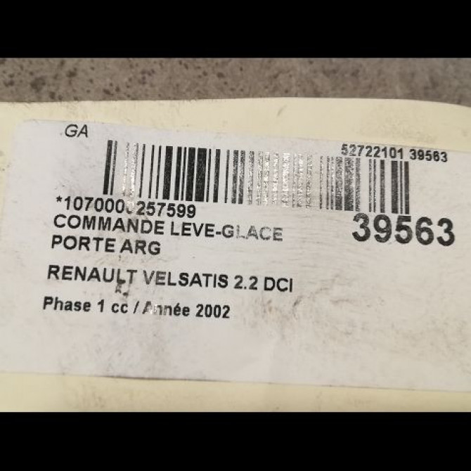 Commande leve-glace porte arrière gauche occasion RENAULT VELSATIS Phase 1 01-2002->04-2005 2.2 DCI 150ch 8200114209 3