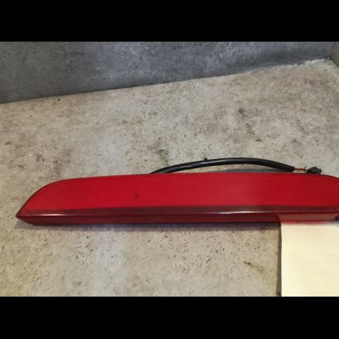 Feux stop supplementaire occasion RENAULT VELSATIS Phase 1 01-2002->04-2005 2.2 DCI 150ch 8200063819 1