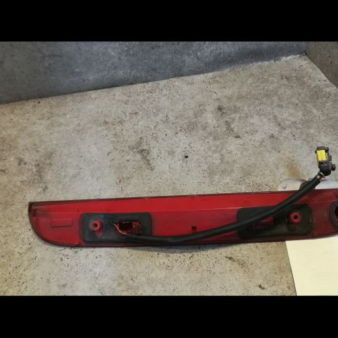 Feux stop supplementaire occasion RENAULT VELSATIS Phase 1 01-2002->04-2005 2.2 DCI 150ch 8200063819 2