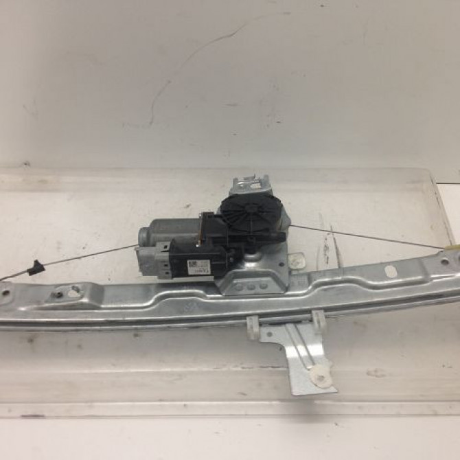 Mecanisme + moteur lève-glace avant droit occasion PEUGEOT 207 Phase 1 04-2006->06-2013 9222FS 1