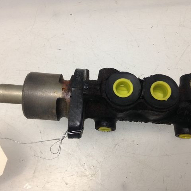 Maitre cylindre occasion RENAULT TWINGO I Phase 1 04-1993->08-1998 Air 7700820232 3