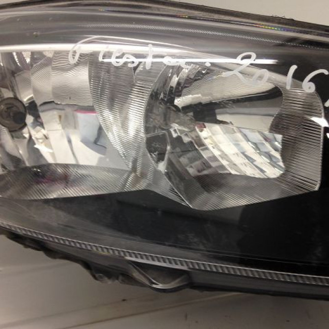 Phare droit occasion FORD FIESTA VII 3