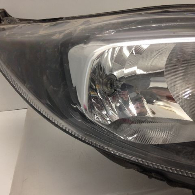 Phare droit occasion FORD FIESTA VII 4