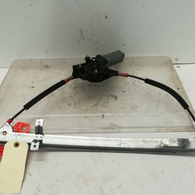 Mecanisme+moteur leve-glace avg occasion FORD FIESTA IV Phase 2 09-1999->09-2002 1.4i 2