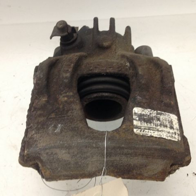 Etrier de frein avant droit occasion PEUGEOT 205 205 Phase 2 1987-07-01->1998-12-31 1.8 440090 1