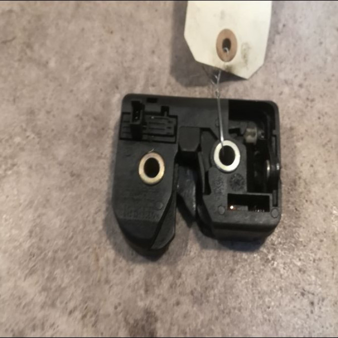 Serrure hayon occasion SEAT CORDOBA I phase 2 VARIO 09-1999->10-2002 1.9 SDI 68ch 6K0827505K 2