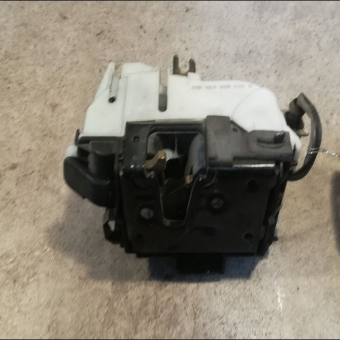 Serrure porte arg occasion SEAT CORDOBA I phase 2 VARIO 09-1999->10-2002 1.9 SDI 68ch 6K4839015H 1