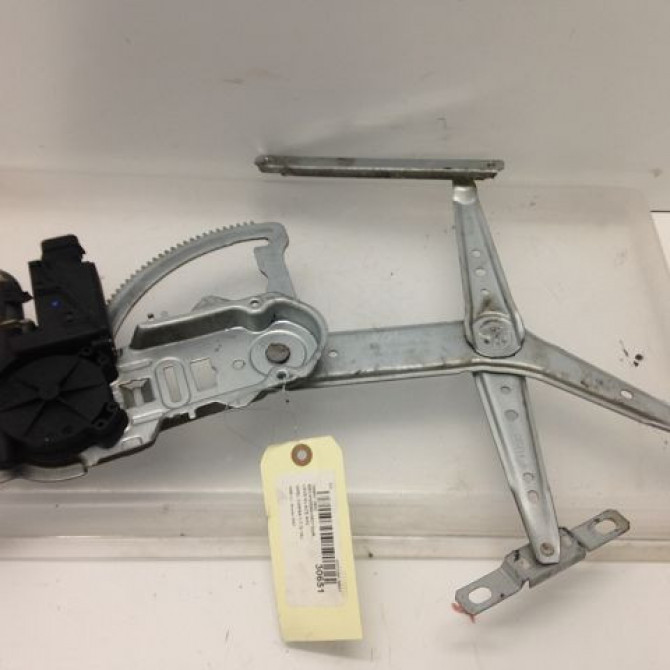 Mecanisme+moteur leve-glace avg occasion OPEL CORSA III Phase 1 10-2000->08-2003 1.0i 12v 9196410 1