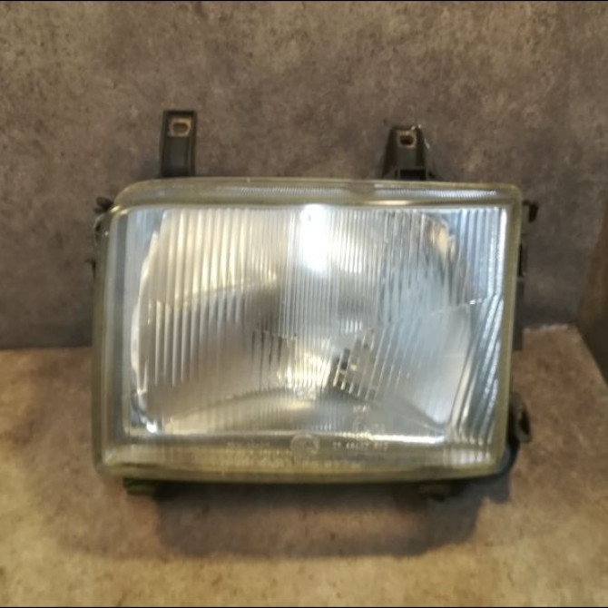 Phare gauche occasion VOLKSWAGEN TRANSPORTER IV Phase 1 09-1990->03-1996 1.9 D 701941105 1