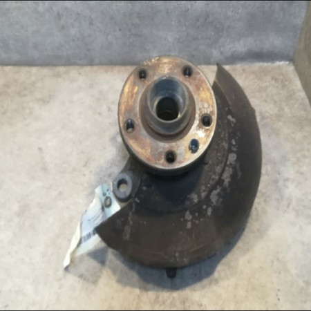 Moyeu avg occasion VOLKSWAGEN TRANSPORTER IV Phase 1 09-1990->03-1996 1.9 D 701498625